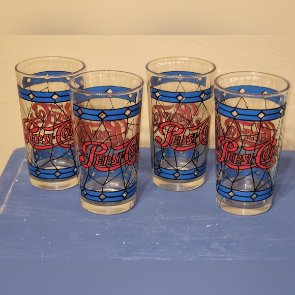 SET OF 4 - Vtg PEPSI COLA DRINKING GLASSES - Picture 1 of 5